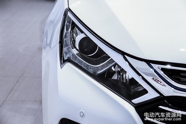 秦100实拍