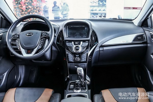 秦100实拍