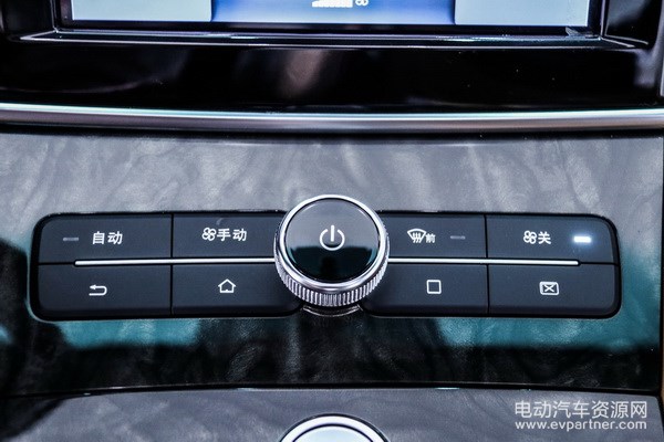 秦100实拍
