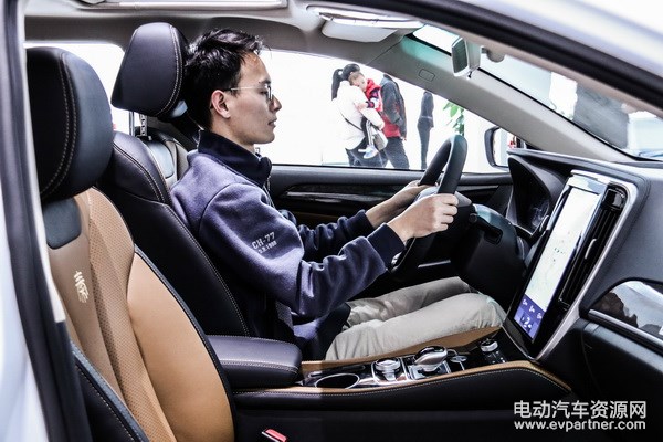 秦100实拍 秦100实拍