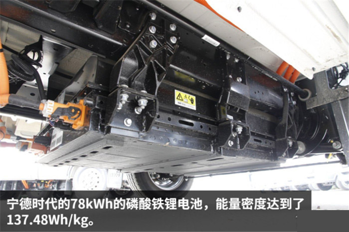 正宗欧系VAN 依维柯EV46满载爬坡无压力